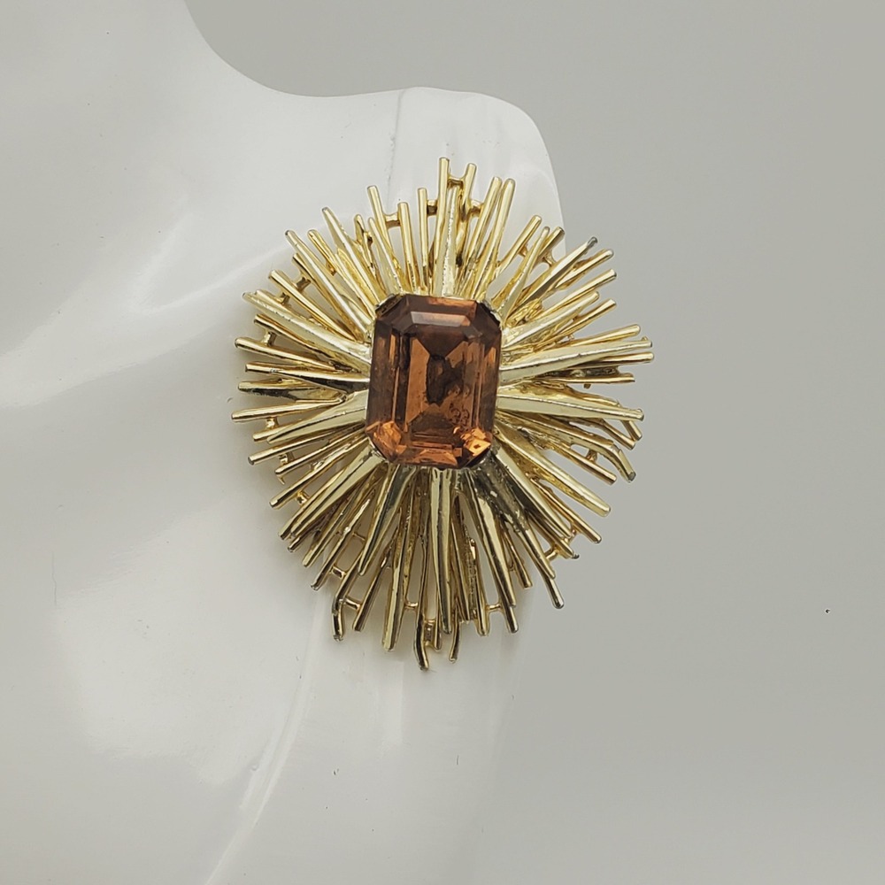 Celebrity Brooch Gold Amber Sunburst Brutalist Vintage Signed Statement Pin